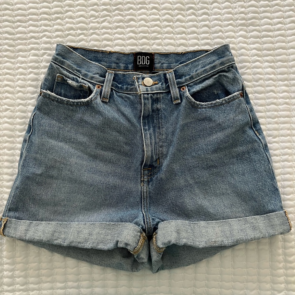 BDG mom high-rise shorts.